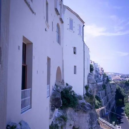 La Luna * Tropea